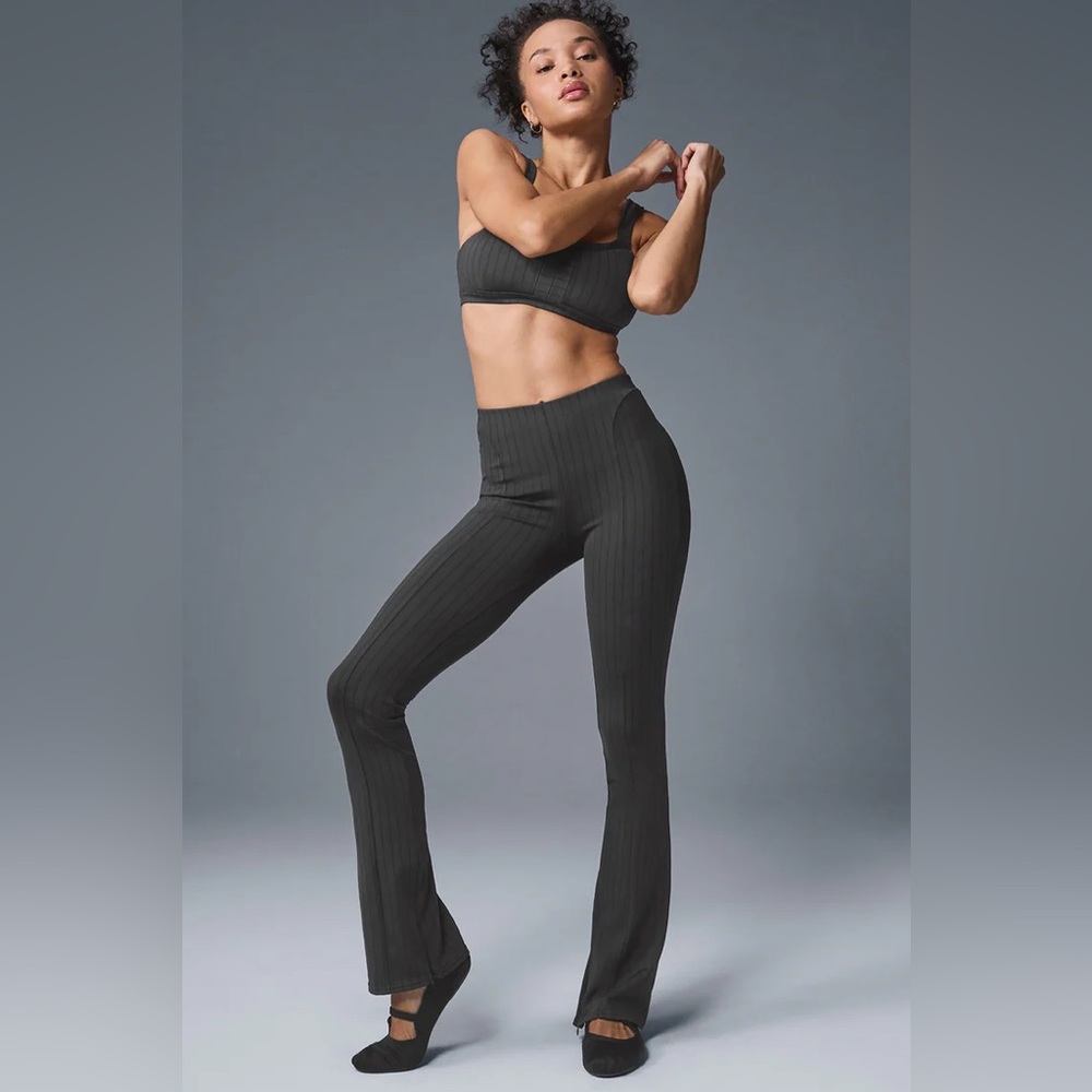 Alo Yoga Black Ribbed leggings Sz Small